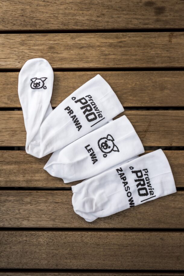 3 Skarpetki kolarskie, do biegania Prawie.PRO 200W Białe Lewa + Prawa + Zapasowa